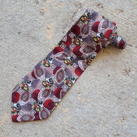 Disney Mickey Mouse Tie - Picture 1 of 4
